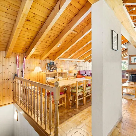 Placid B21 - 6 Pers - Sauna - Plein Centre * ננדה